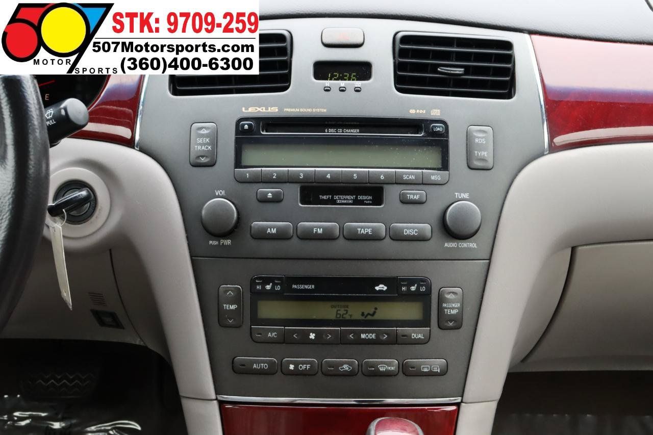 Used 2002 Lexus ES 330 w/ Premium Pkg FWD image 16