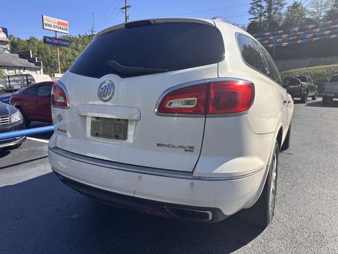 Used 2014 Buick Enclave Leather AWD/4WD image 6