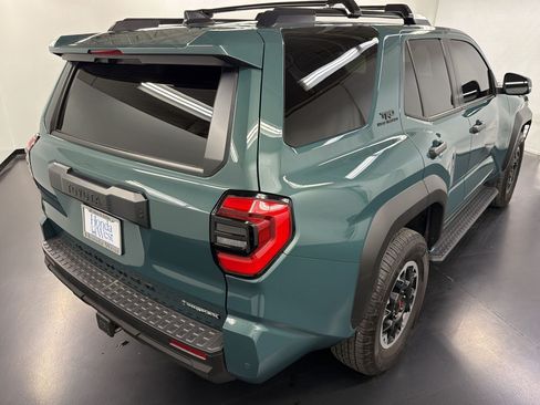 Used 2025 Toyota 4Runner TRD Off-Road AWD/4WD image 9