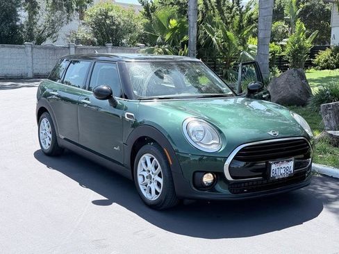 Used 2017 MINI Cooper Clubman ALL4 AWD/4WD image 4