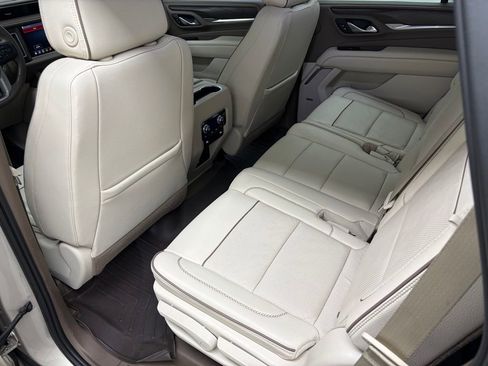 Used 2021 GMC Yukon Denali w/ Advanced Technology Package AWD/4WD image 39