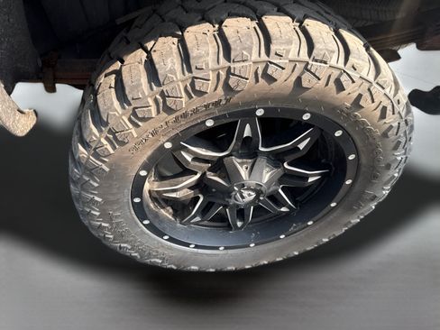 Used 2015 Chevrolet Silverado 2500 LTZ w/ Duramax Plus Package AWD/4WD image 20