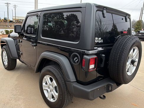 Used 2022 Jeep Wrangler Sport S image 10