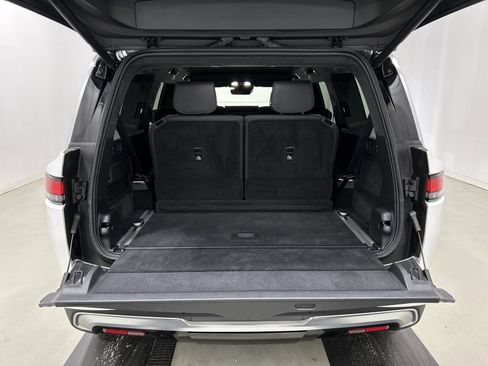 Used 2024 Rivian R1S Adventure AWD/4WD image 15