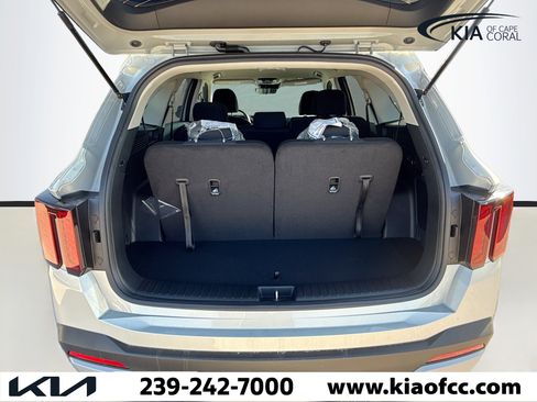 New 2026 Kia Sorento LX image 12