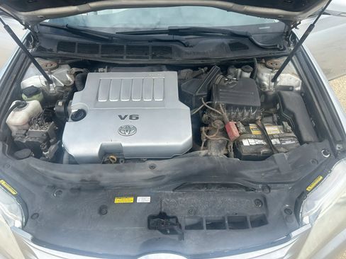 Used 2011 Toyota Avalon Limited FWD image 17