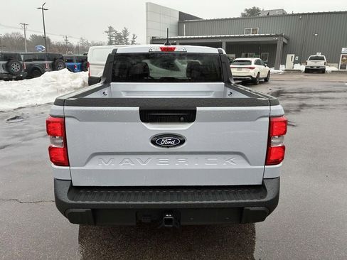 New 2025 Ford Maverick XL image 3
