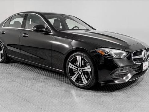 Used 2025 Mercedes-Benz C 300 Sedan image 9
