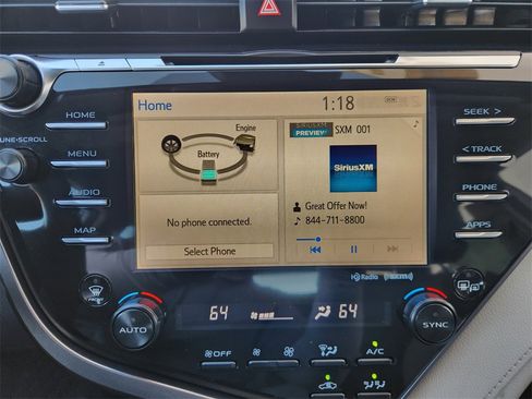 Used 2019 Toyota Camry XLE image 16