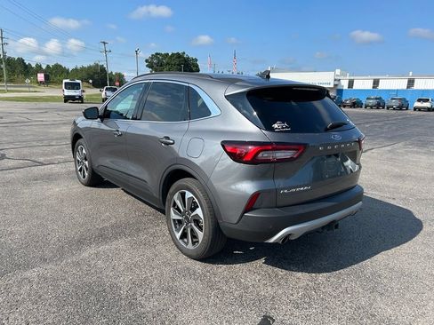Used 2024 Ford Escape Platinum w/ Class II Trailer Tow Package AWD/4WD image 3