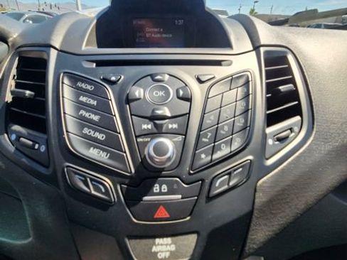 Used 2018 Ford Fiesta SE image 22