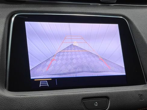Used 2019 Cadillac XT4 Sport w/ Cold Weather Package FWD image 7