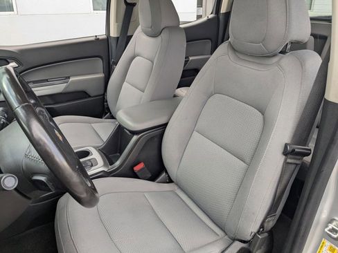 Used 2016 Chevrolet Colorado LT w/ LT Convenience Package image 17