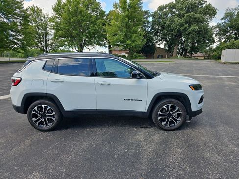 Used 2022 Jeep Compass Limited AWD/4WD image 7
