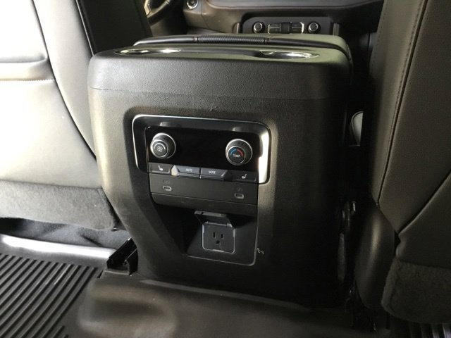 Used 2022 Chevrolet Tahoe RST w/ Luxury Package AWD/4WD image 47