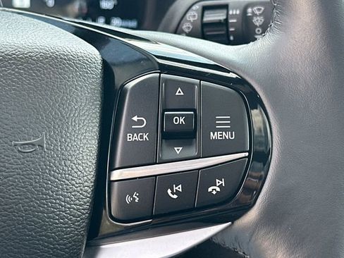 Used 2025 Ford Explorer Platinum w/ Ultimate Package image 33