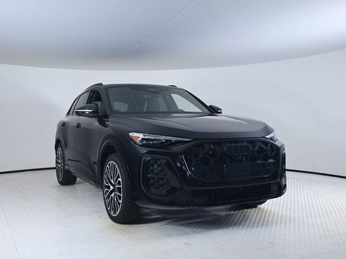 New 2025 Audi SQ5 Premium Plus image 7