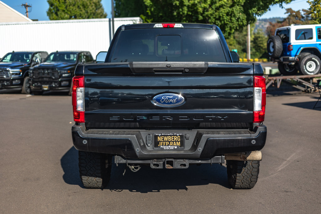 Used 2019 Ford F350 Lariat AWD/4WD image 8