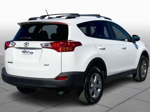 Used 2015 Toyota RAV4 XLE image 12
