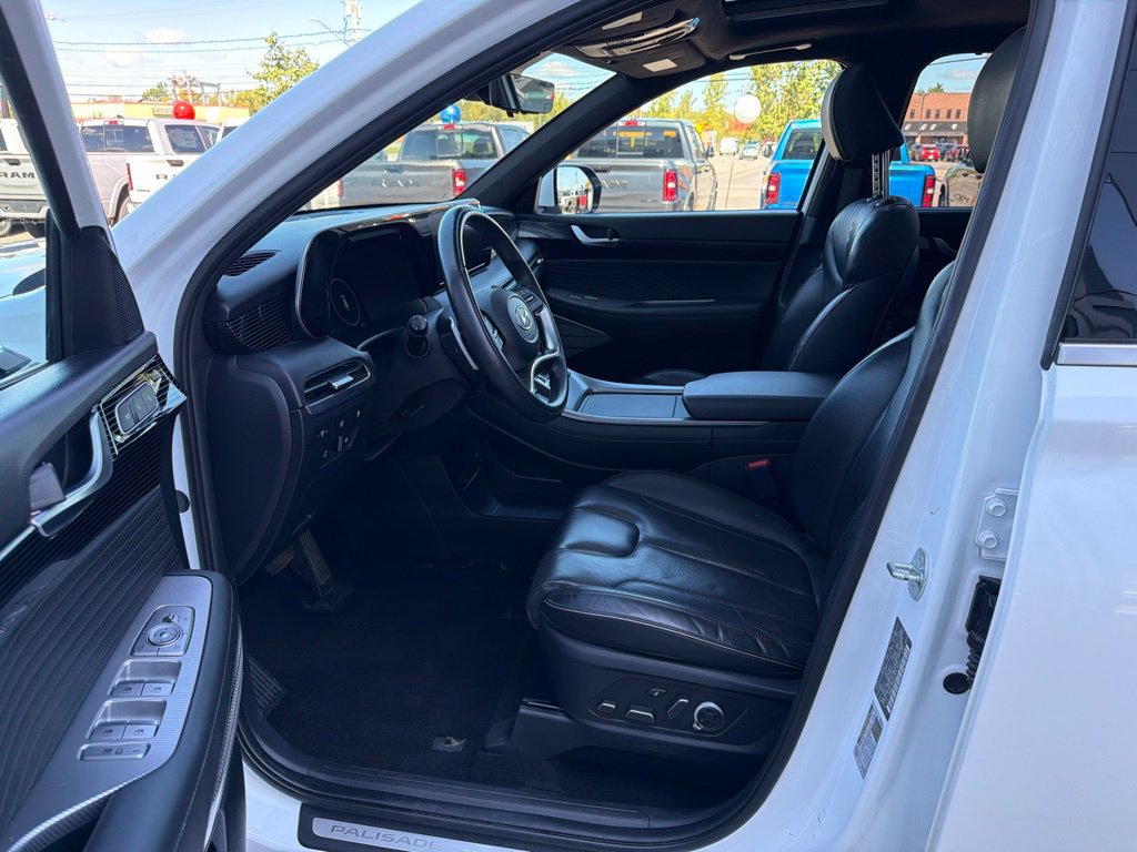 Used 2023 Hyundai Palisade Calligraphy AWD/4WD image 19