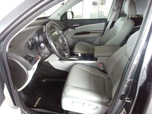 Used 2017 Acura MDX SH-AWD w/ Tech & Entertainment image 16