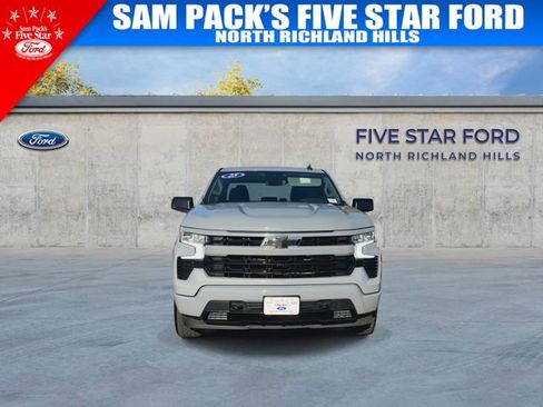 Used 2025 Chevrolet Silverado 1500 RST w/ Z71 Off-Road Package AWD/4WD image 3