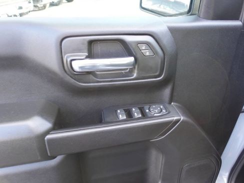 Used 2024 Chevrolet Silverado 1500 Custom image 15