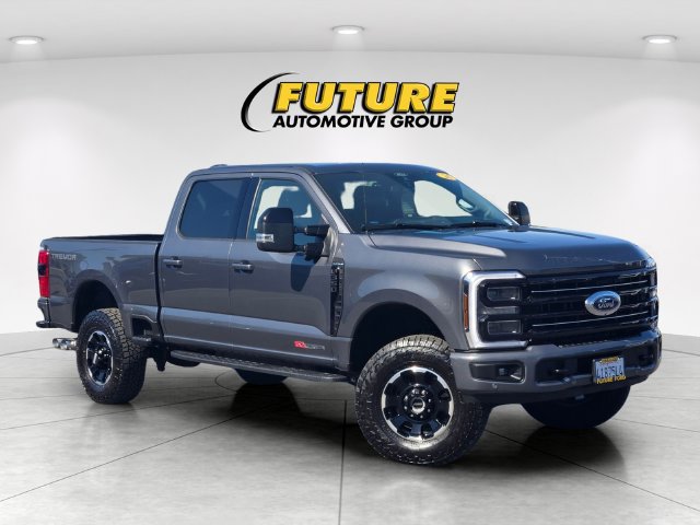 Used 2026 Ford F350 Platinum w/ Tremor Off-Road Package AWD/4WD image 1
