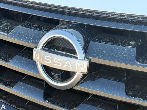 Used 2022 Nissan Armada SL w/ Midnight Edition Package image 7