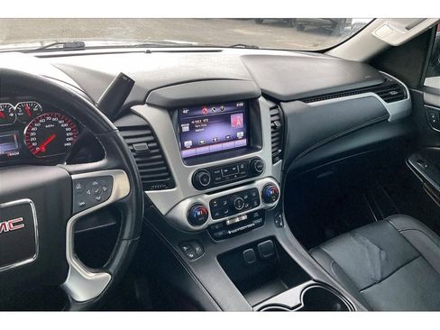 Used 2015 GMC Yukon XL SLT w/ Open Road Package image 7