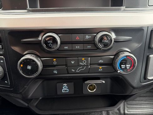 New 2026 Ford F250 XL w/ XL Chrome Package image 29