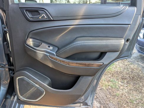 Used 2019 Chevrolet Tahoe LT AWD/4WD image 36