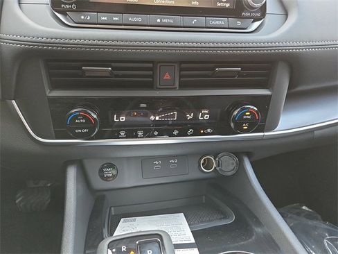 New 2026 Nissan Rogue SV image 24