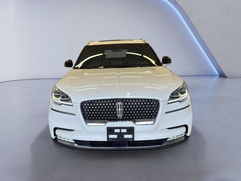 Used 2021 Lincoln Aviator Reserve w/ Equipment Group 202A AWD/4WD image 2