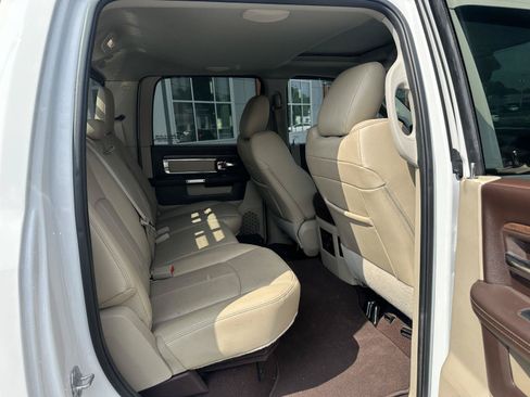 Used 2018 RAM 3500 Laramie AWD/4WD image 32