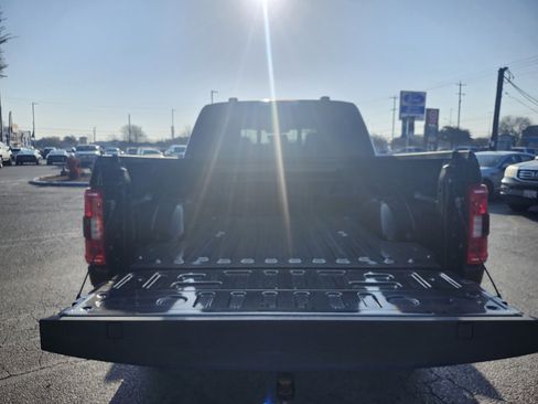 Used 2021 Ford F150 XLT w/ Equipment Group 302A High image 4