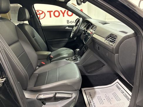 Used 2021 Volkswagen Tiguan SE R-Line w/ 3rd Row Seat Package AWD/4WD image 12