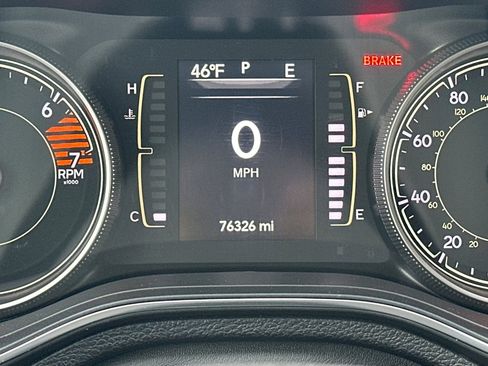 Used 2020 Jeep Cherokee Latitude Plus image 26