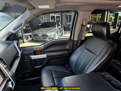 Used 2018 Ford F150 Lariat w/ Equipment Group 502A Luxury AWD/4WD image 25