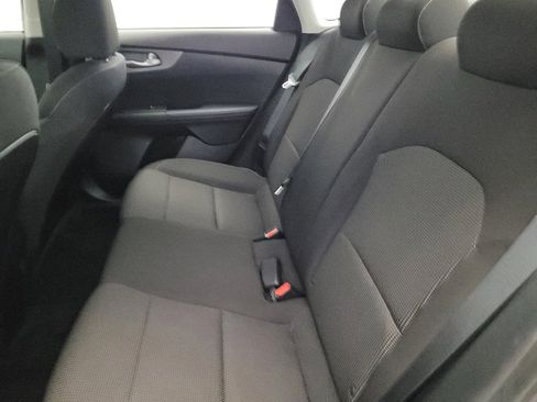 Used 2019 Kia Forte LXS FWD image 18