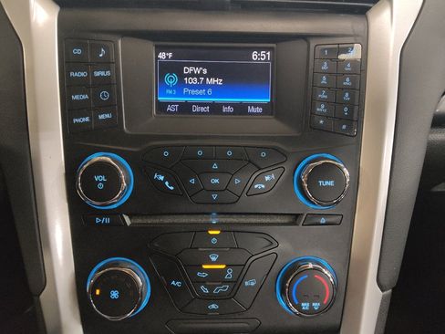 Used 2014 Ford Fusion SE image 25