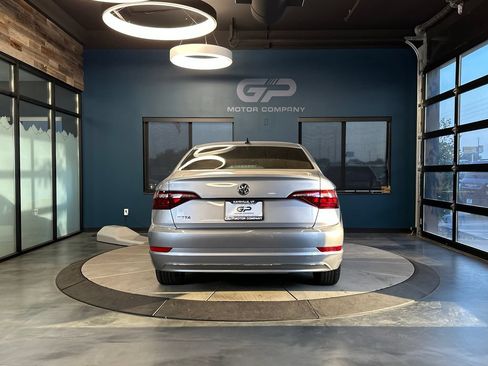 Used 2020 Volkswagen Jetta S FWD image 4