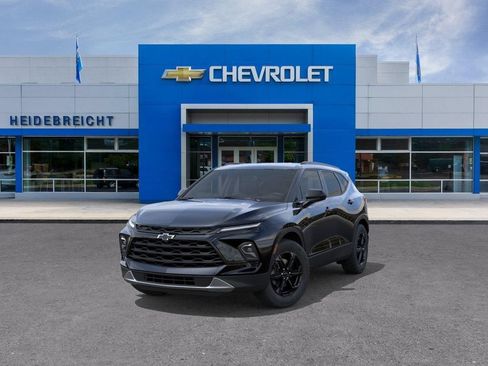 New 2026 Chevrolet Blazer LT w/ Convenience Package FWD image 8