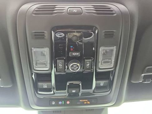 Used 2025 Cadillac Escalade Sport w/ Touring Package image 64