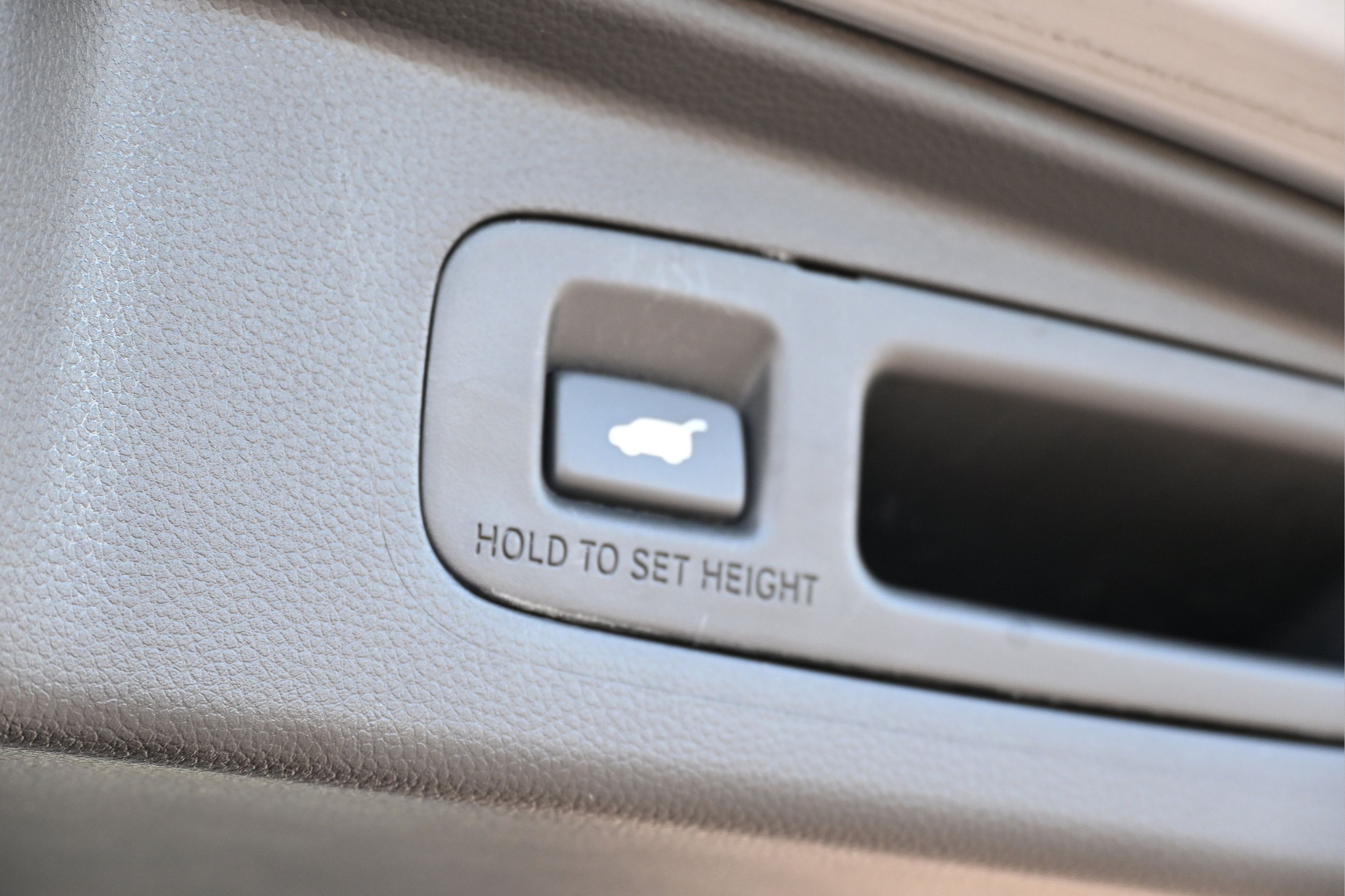 Used 2025 Honda CR-V EX-L image 14