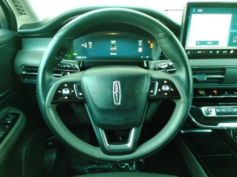 Used 2023 Lincoln Corsair Grand Touring w/ Towing Package image 29