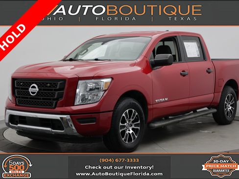 Used 2022 Nissan Titan SV RWD image 1