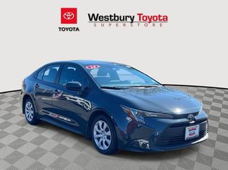 Used 2024 Toyota Corolla LE video 1