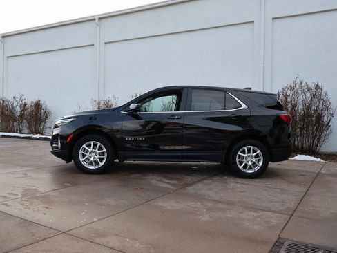 Used 2024 Chevrolet Equinox LT w/ LPO, Floor Liner Package image 4