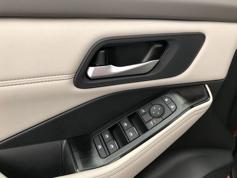 New 2026 Nissan Rogue SV image 21